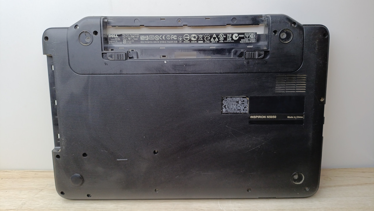 Dell Inspiron N5040 Корпус D (нижня частина корпусу) б/в #