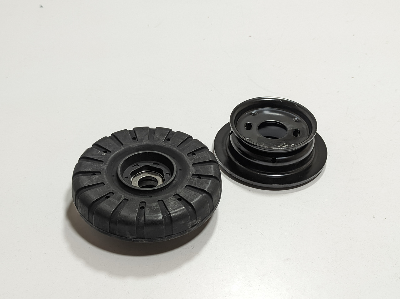 Опора передньої стійки Aveo Т300