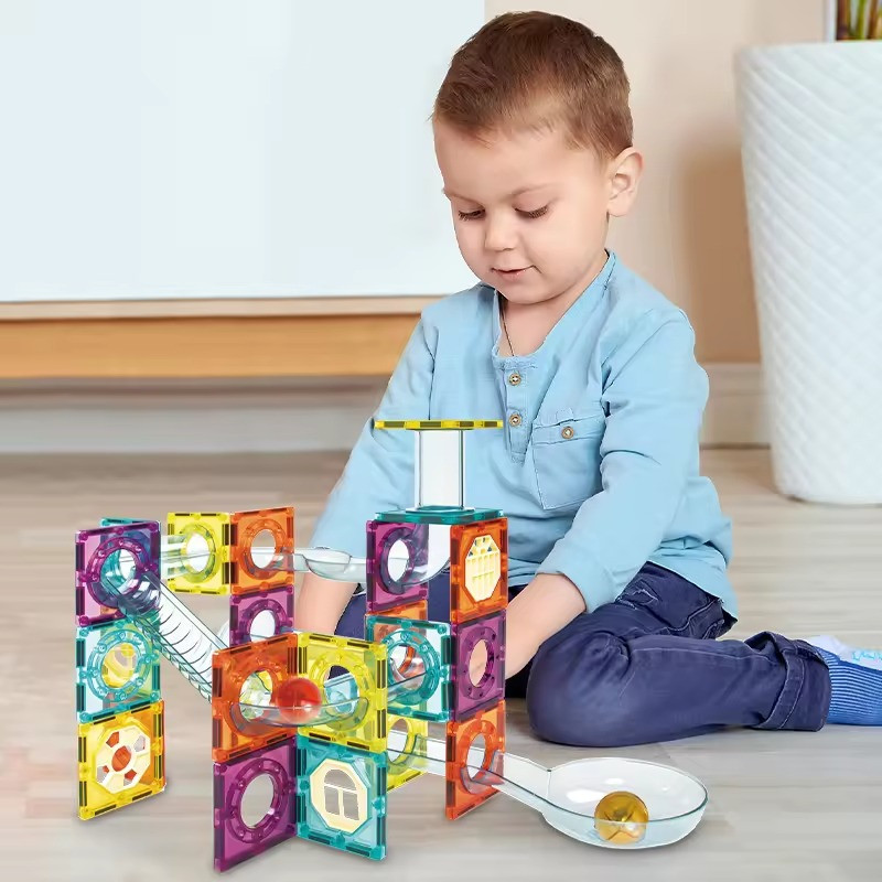 Конструктор магнітний лабіринт на 56 деталей різнокольоровий, фото 1