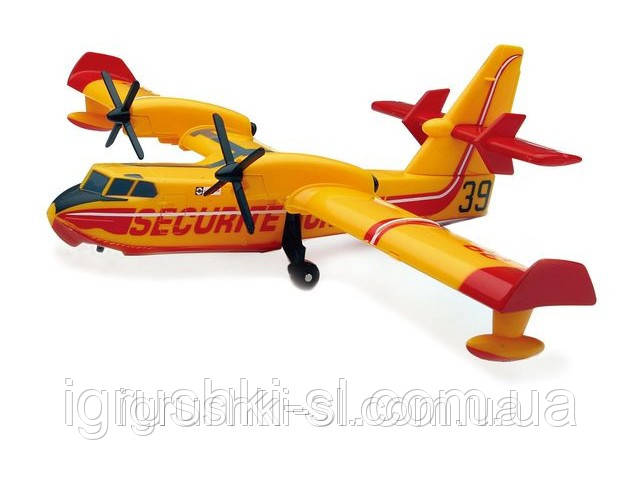Збірна модель літака (1:110) Bombardier 415
