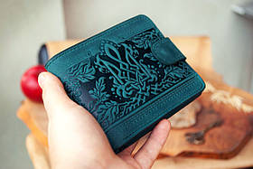 Маленький Жіночий шкіряний гаманець темно-бірюзовий з тисненням Тризуб і Калина