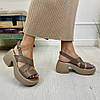Босоніжки жіночі шкіряні на широкому підборі. Колір візон, фото 4