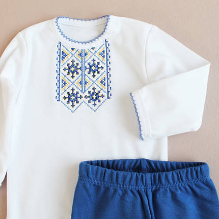 Комплект для хлопчика боді з синьо жовтою вишивкою і сині штани інтерлок для хрестин фотосесій і свята, фото 2