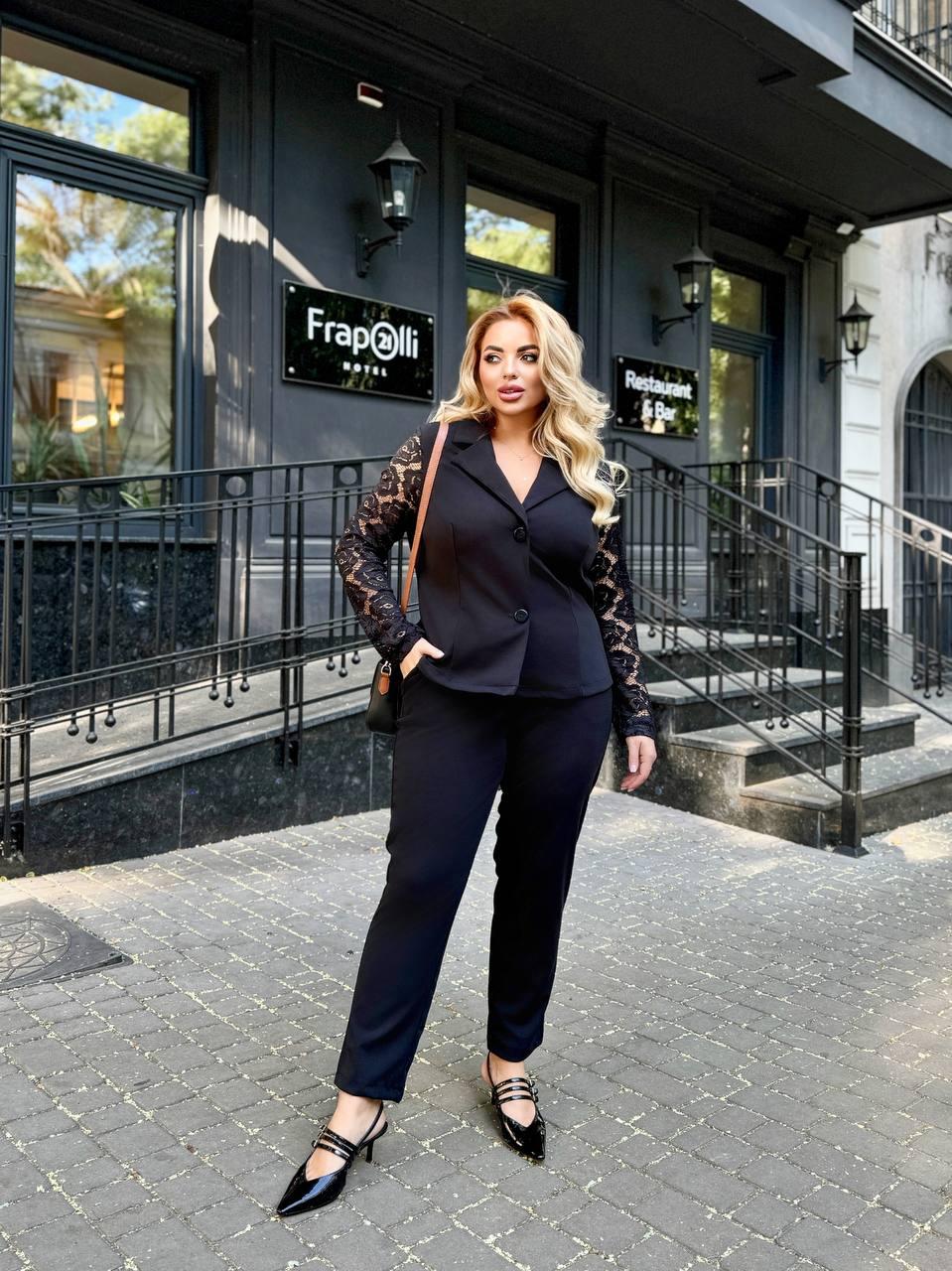 Брючний костюм з піджаком