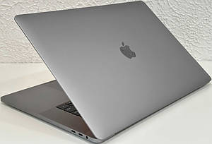 Ноутбук: Apple MacBook Pro 15