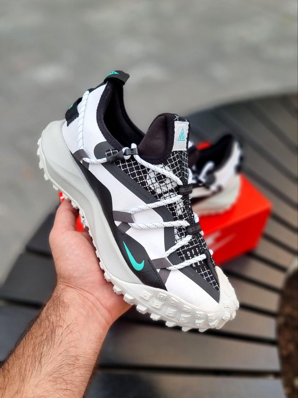 Зимові Чоловічі Кросівки Nike ACG Mountain Fly Low Gore-Tex / Найк АСГ Маунтін Флай Гор Текс Низькі Білі