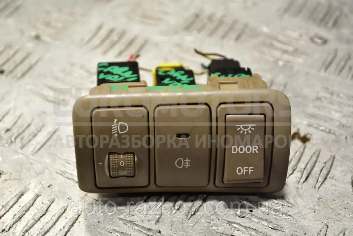 Кнопка противотуманных фар задних Kia Carnival 2006-2014 933704D000 ...