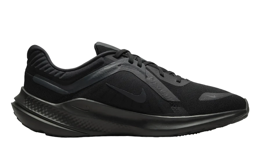 Кросівки спортивні nike Quest 5   (розмір уточняйте 41-45.5)