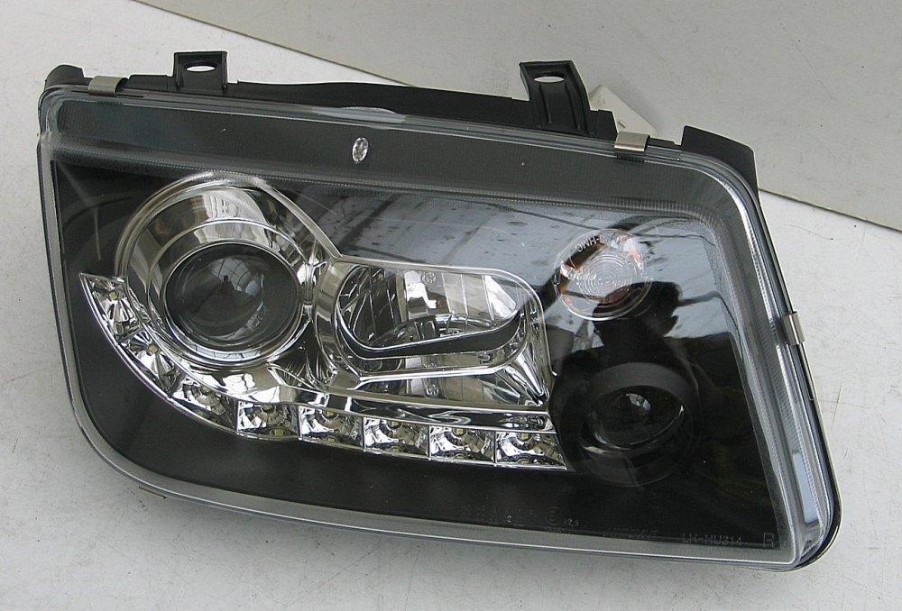 Volkswagen Bora передня чорна оптика (HU314EM-00-1-E-01), фото 1