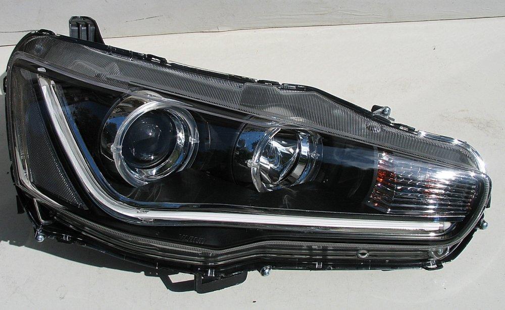 Mitsubishi Lancer X оптика передня ксенон LED (YAA-YS-0162A), фото 1