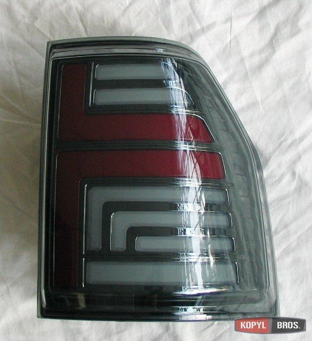 Mitsubishi Pajero Mk4 2006+ оптика задня LED (CPMTPJLED)