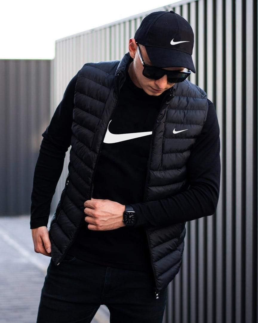Чоловіча жилетка Nike чорна без капюшона з плащової тканини весняна осіння Безрукавка Найк демісезонна