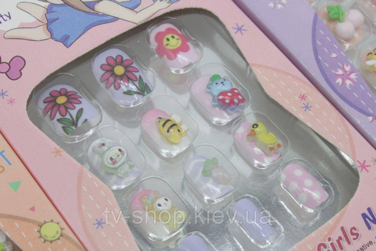 Набір накладних нігтів з об'ємним дизайном "Cute girls nails"