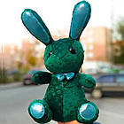 М'яка іграшка "Зайчик LV" 38см, Зелений / Дитяча плюшева іграшка / Плюшевий зайчик / Іграшка зайка, фото 2