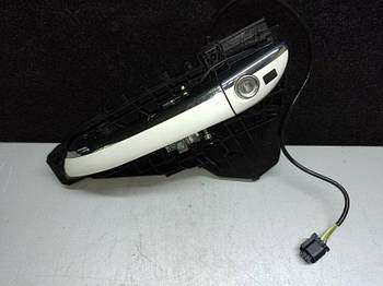 Ручка дверей зовнішня MERCEDES GL-CLASS X164 06-12 M273923 2011 перед. лів. (б/у)