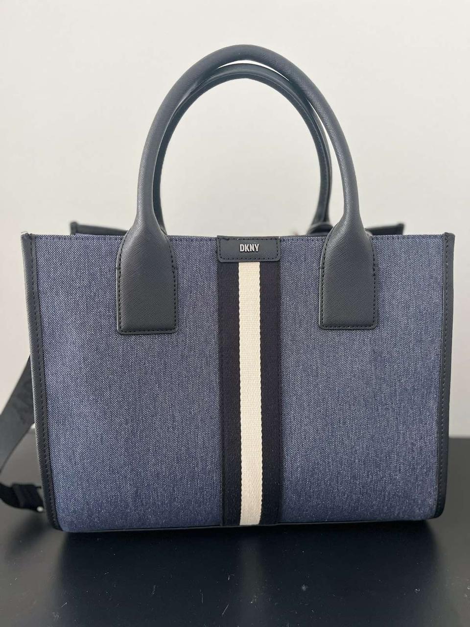 Оригинал!  Сумка DKNY Carlita MD Book Tote Denim