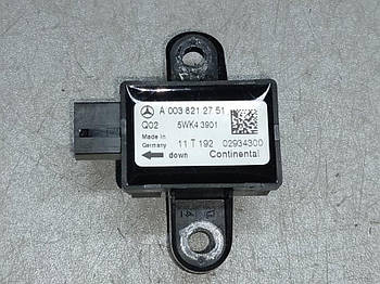 Датчик удару MERCEDES GL-CLASS X164 06-12 M273923 2011 перед (б/у)