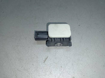 Датчик удару MERCEDES GL-CLASS X164 06-12 M273923 2011 (б/у)