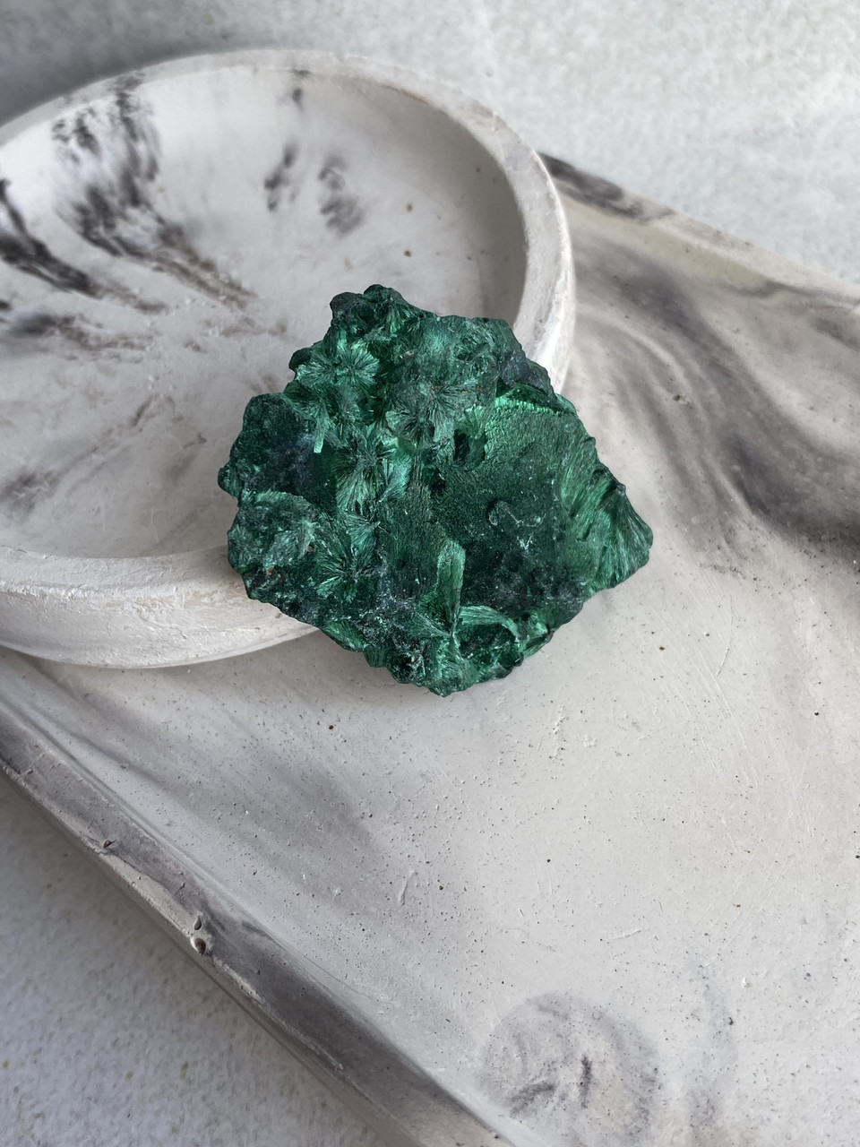 Малахіт плісовий натуральний необроблений натуральний малахіт камінь., фото 1