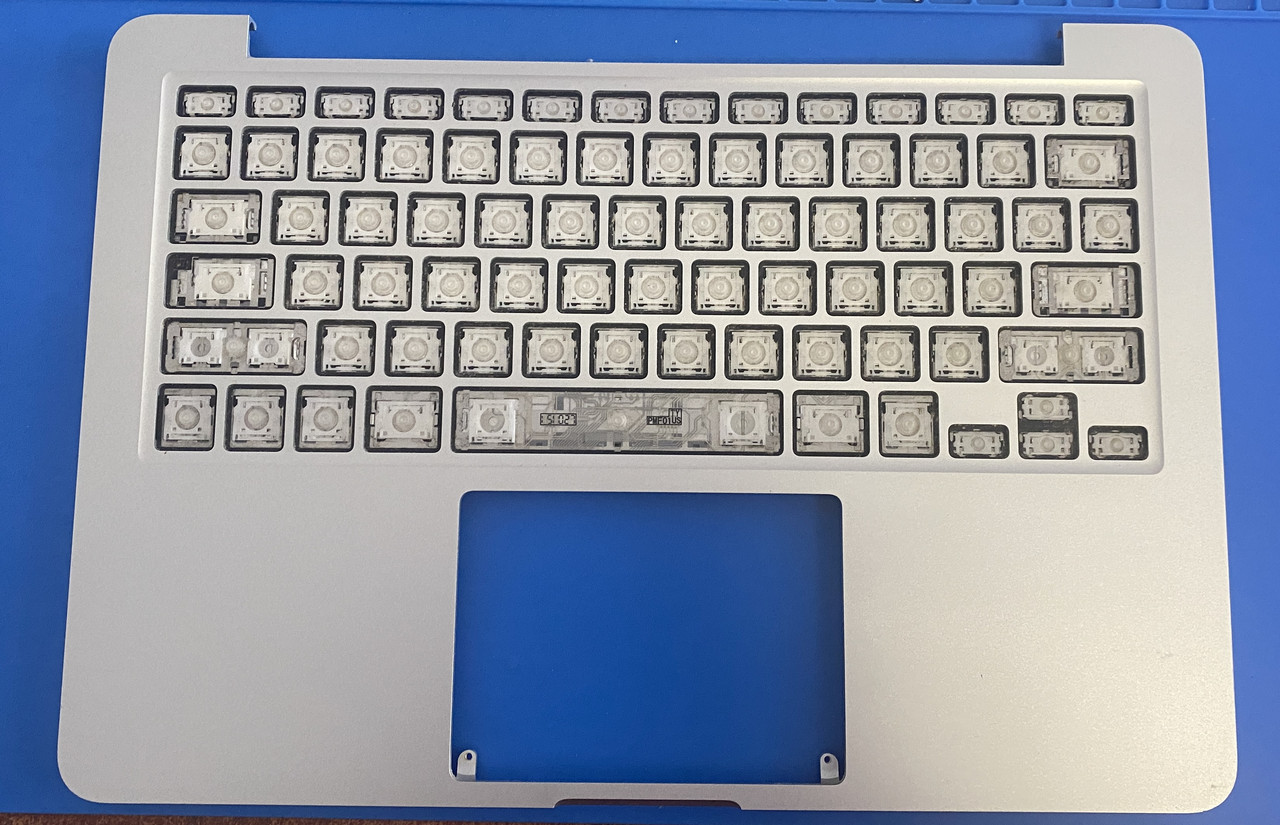 Топкейс Apple MacBook A1502 2015 рік клавіатура не працює, підсвітка робоча