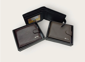 Гаманець чоловічий на кнопці в різних кольорах зі штучної шкіри Glam