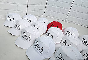 Друк на футболках, худі, брюках, купальниках, бейсболках під замовлення