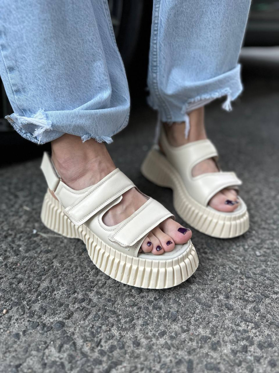 Босоніжки жіночі ShoesBand Бежева натуральна шкіра на липучках 40 (26 см) (S19011)