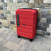 Валіза дорожня середня з поліпропілену Wings PP06 M Червоний