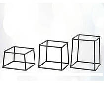 Підставка під блюдо з металу DecorArt комплект три куби 4896497. Предмети для сервірування металеві
