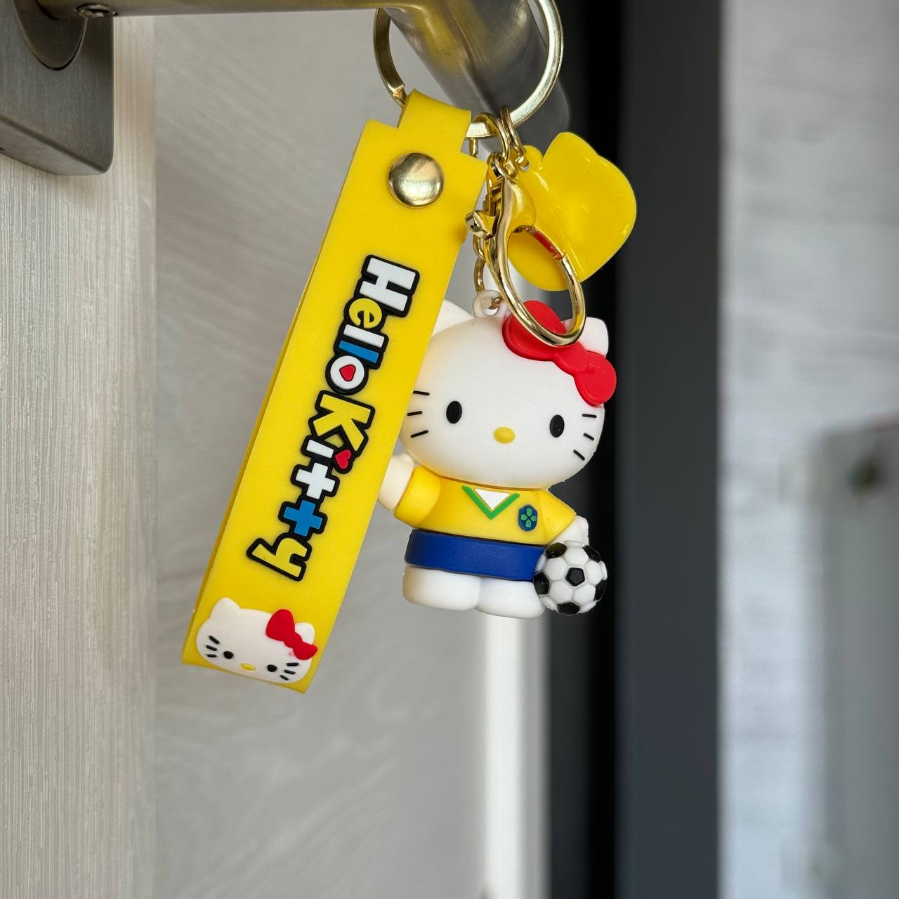Брелок Sanrio | Hello Kitty Брелок хелло китти жовтий брелок хелоу кіті для ключів