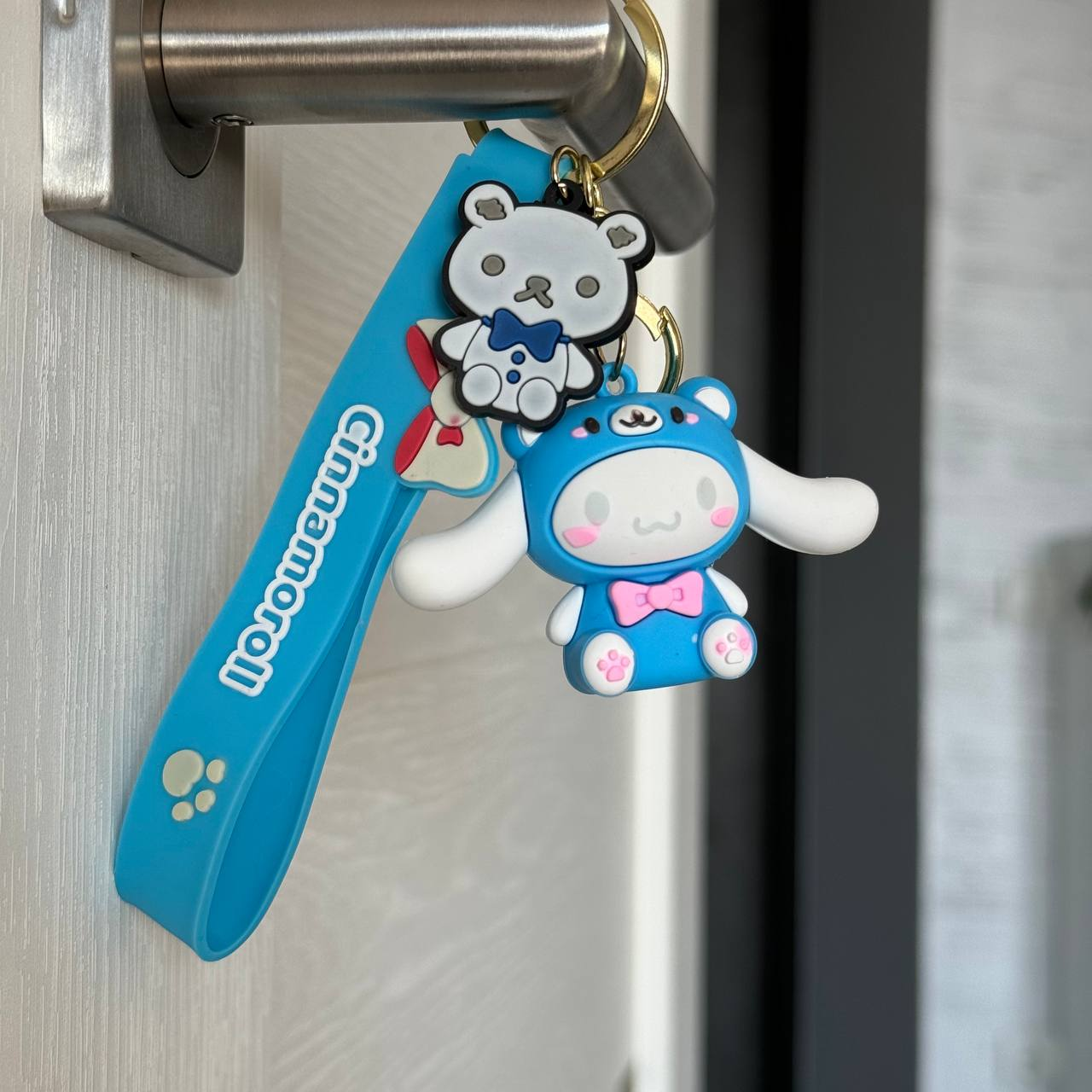 Брелок Cinnamoroll | Hello Kitty Брелок хелло китти голубий брелок хелоу кіті для ключів