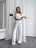 Молочний жіночий домашній костюм із трикотажу в рубчик: топ, штани та гумка для волосся, фото 3