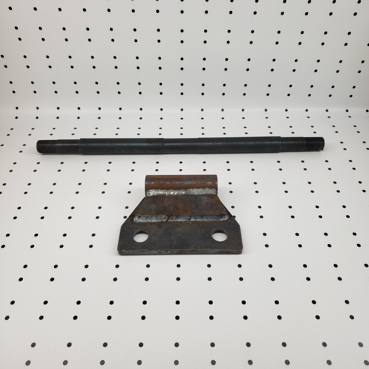 Кронштейн посилення задньої вісі МТЗ + вісь, фото 1