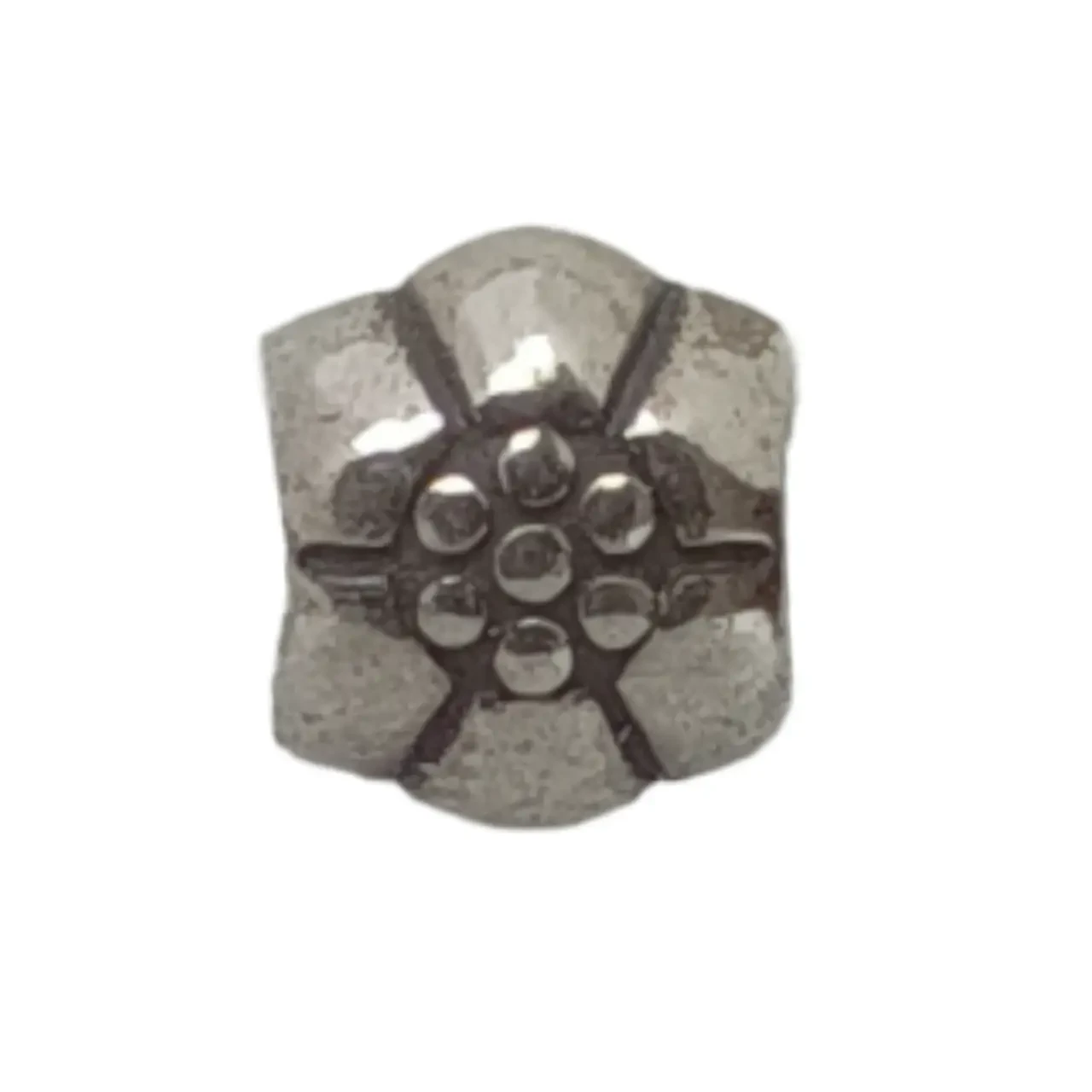 Срібна намистина шарм Квітка з чорнінням 850-ч