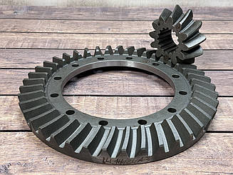 Головна пара МТЗ заднього моста 50-2403014