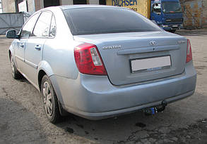 Фаркоп Daewoo Gentra (седан 2005-2015) (Фаркоп Дєо Центра) Автопристрій