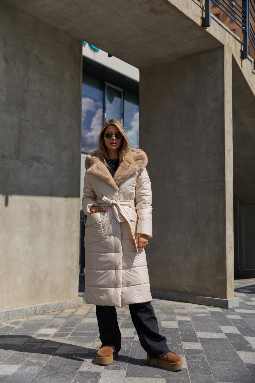 Біле жіноче зимове стьобане пальто плащ пуховик з капюшоном, фото 1