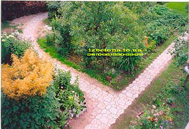 А вообще при помощи наших форм Вы можете делать все дорожки у Вас на участке.