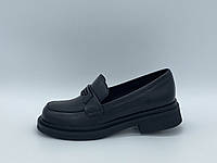 Чорні шкіряні туфлі на товстій підошві. Erisses. Маленькі розміри (33, 34, 35).