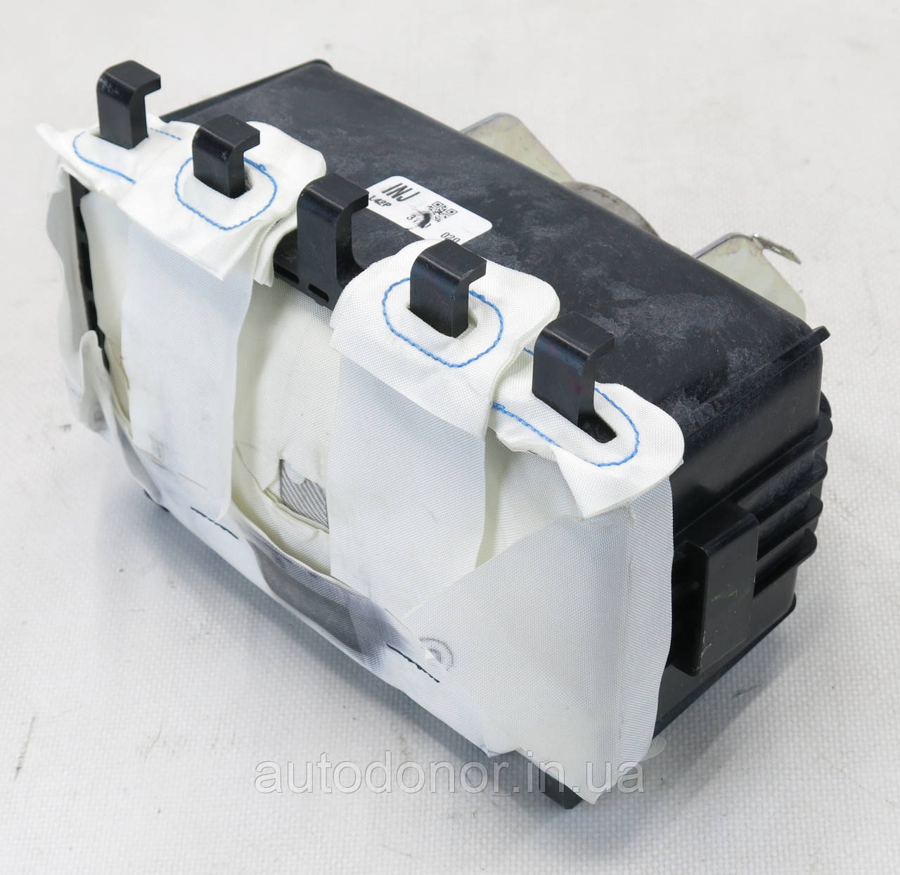 Подушка безпеки пасажирська в торпедо airbag Nissan Leaf ZE1 (20-) 98515-6WK8A