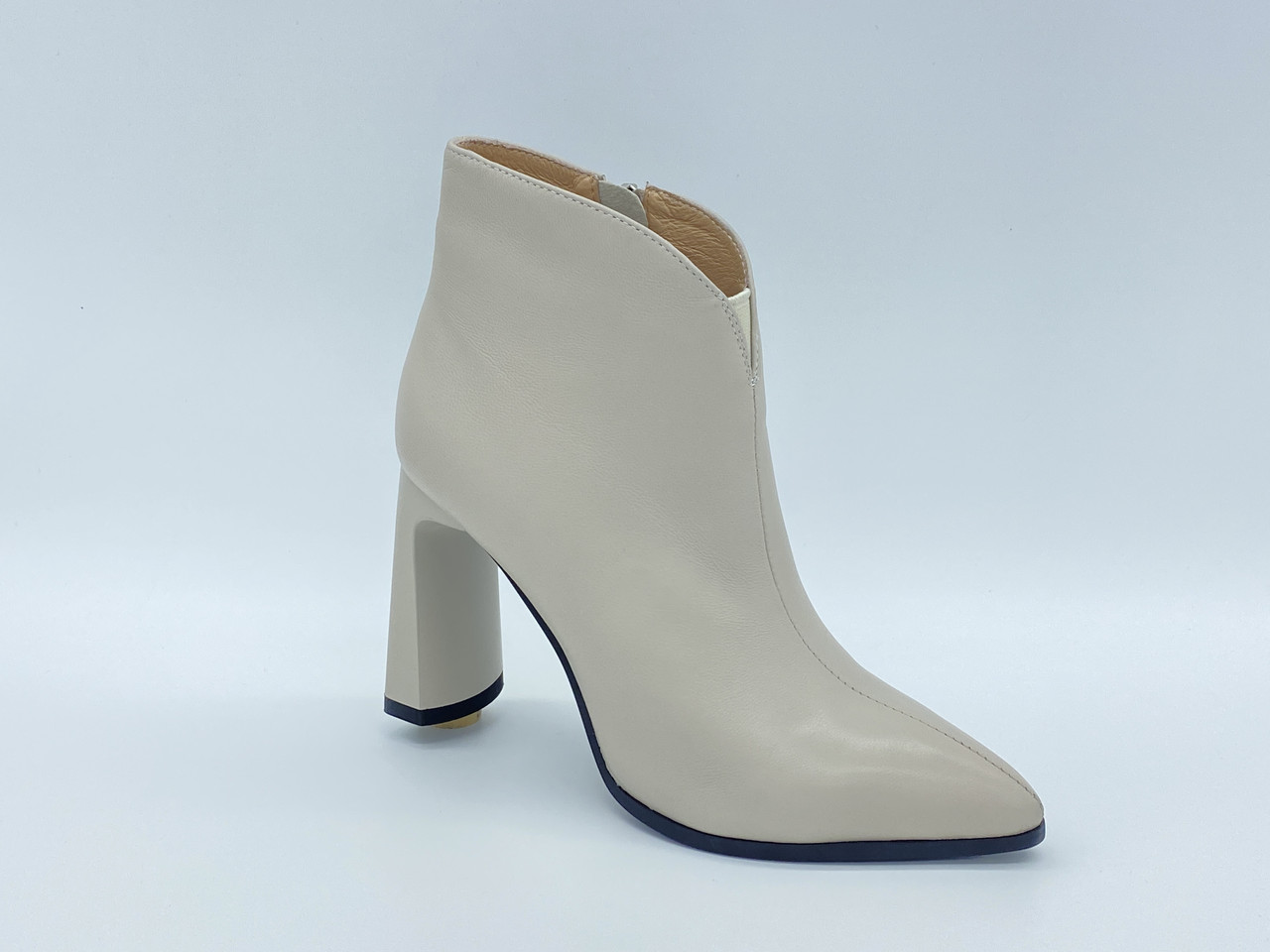 Шкіряні черевички на підборах. Ботильйони. Маленькі розміри (33, 34, 35). - фото 1 - id-p2327858232