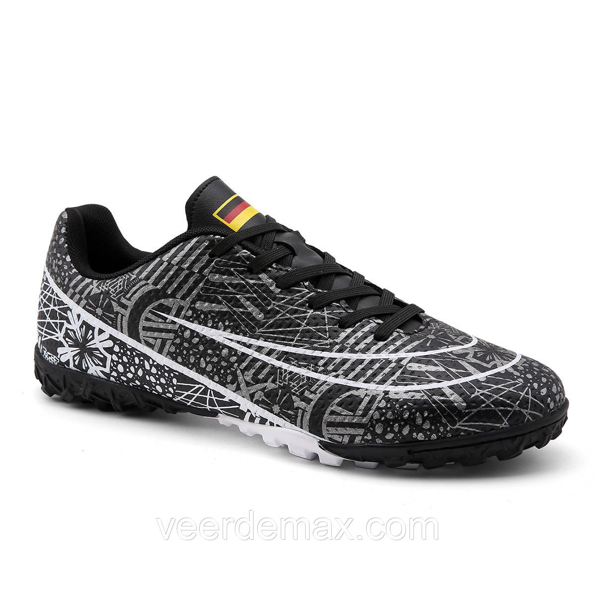 Кросівки для футболу Demax розміри 36-41
