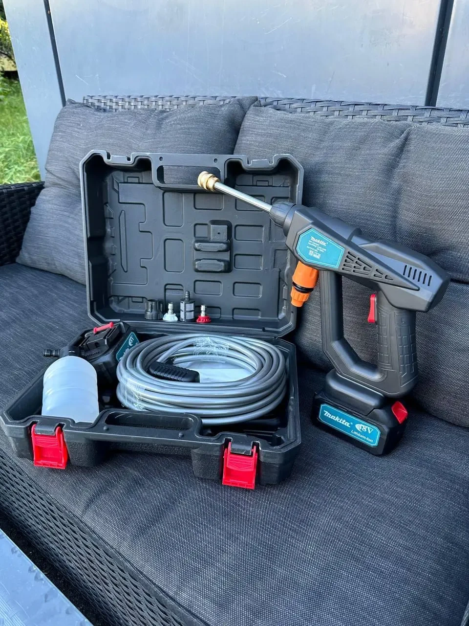 Акумуляторна мийка Makita DHW090Z/Акумуляторна мінімийка Makita