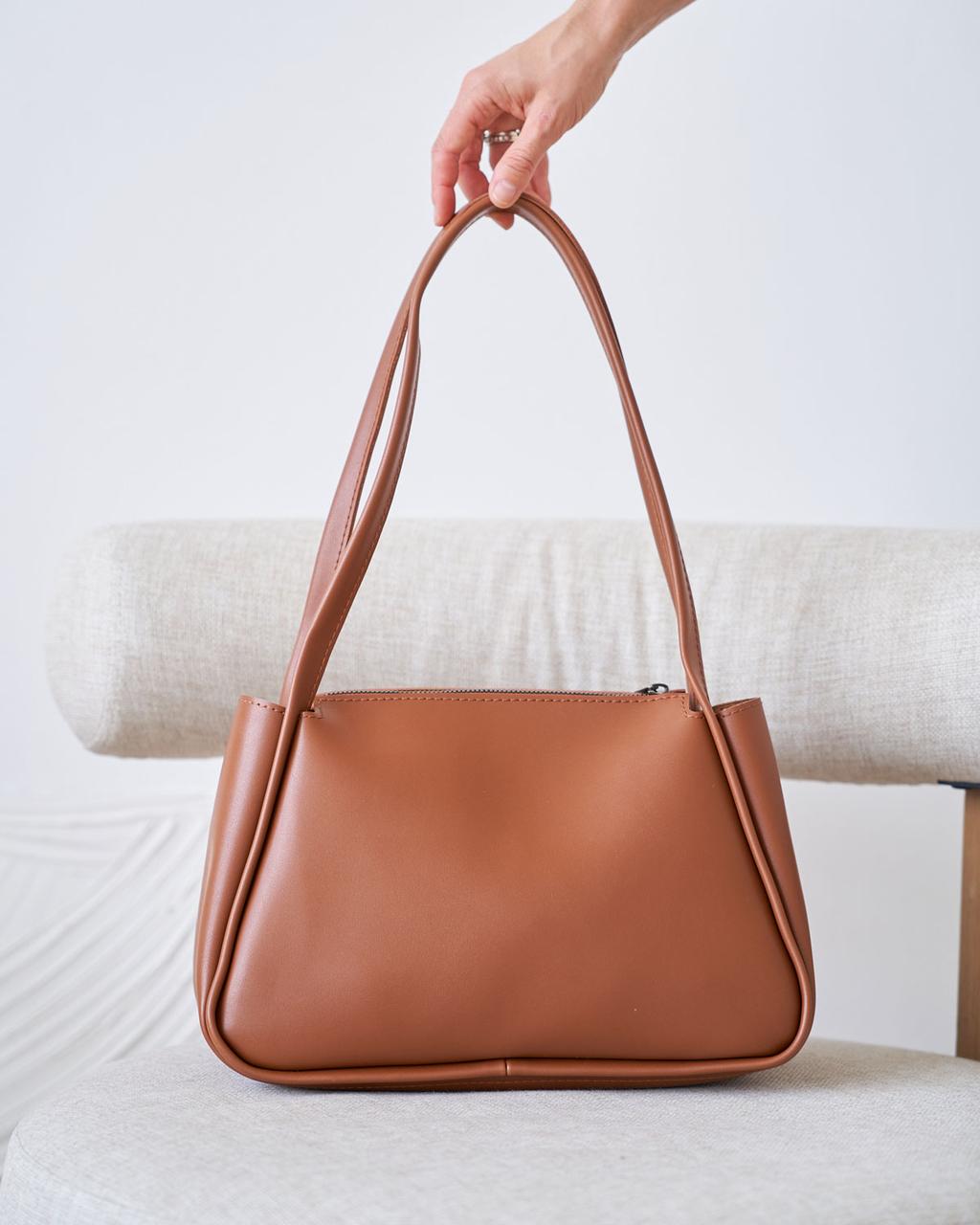 Жіноча сумка Welassie з одним відділенням з екошкіри руда «Крісті»