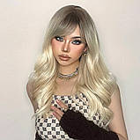Перука блондинки з затемненими коренями, перука блондинки хвиляста, фото 7