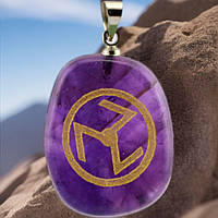 Кулон-амулет из аметиста "Трискелион"