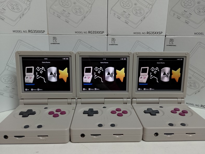 Ретро ігрова приставка Anbernic RG35XXSP Grey 64GB 8000 ігор GameBoy Super Mario Sonic Mortal Kombat