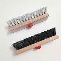 Щітка килимова мала, основа-дерево (без ручки, з різьбленням)