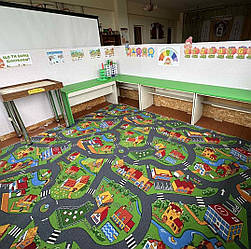 Ковролін Associated Weavers Little Village Ковролін з дитячим малюнком М'який ковролін для дитячої ігрової кімнати