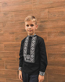 Чорна вишиванка для хлопчика